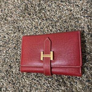 90s Trifold red leather wallet